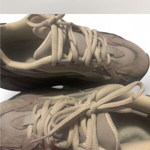 Yeezy Light Beige Sneakers